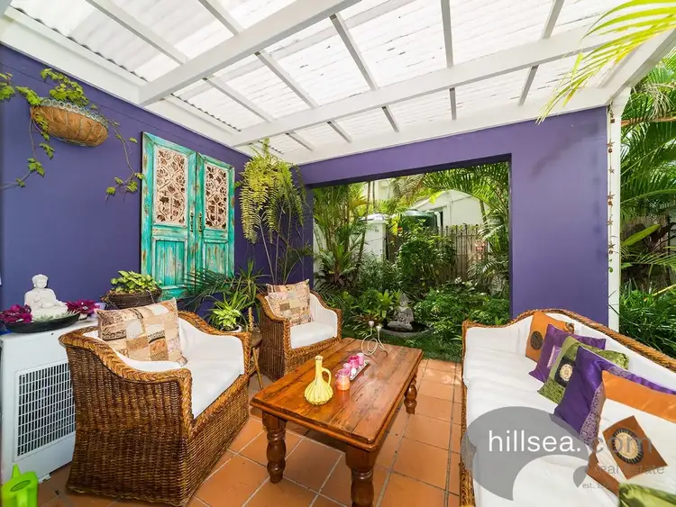 1/100 Cotlew Street East, Southport QLD 4215