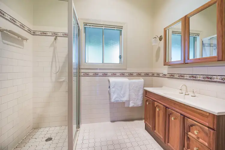 Sixth view of Homely house listing, 122 Excelsior Street, Lisarow NSW 2250