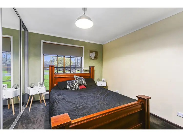 Fifth view of Homely house listing, 2 Shalamar Crescent, Mount Gambier SA 5290