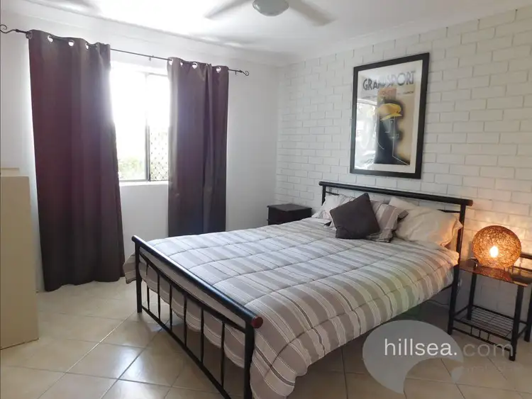 Sixth view of Homely unit listing, 2/18 Sutherland Avenue, Labrador QLD 4215