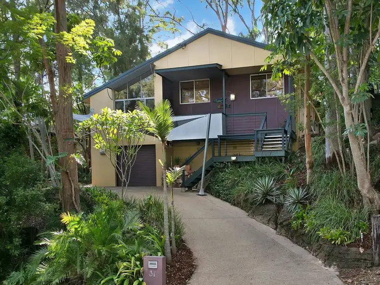 31 Clarina Street, Chapel Hill QLD 4069