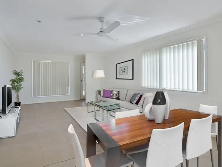 Fourth view of Homely unit listing, 2/303-305 Bridge Street, Newtown QLD 4350