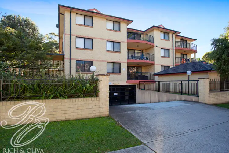 2/1A Carmen Street, Bankstown NSW 2200