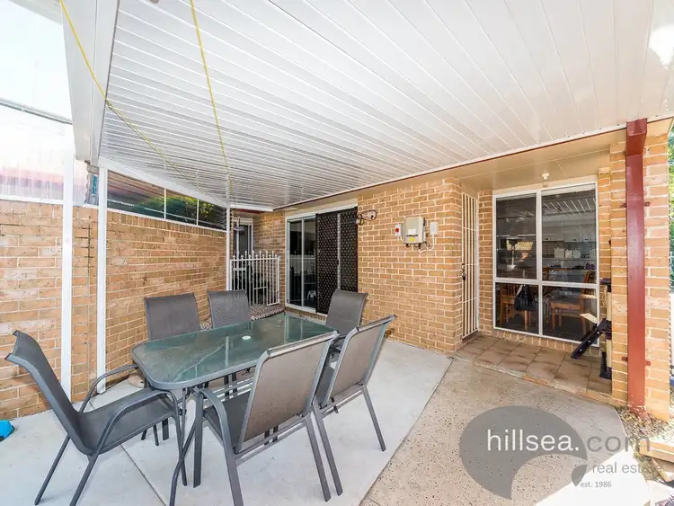 2/17 Liam Court, Labrador QLD 4215