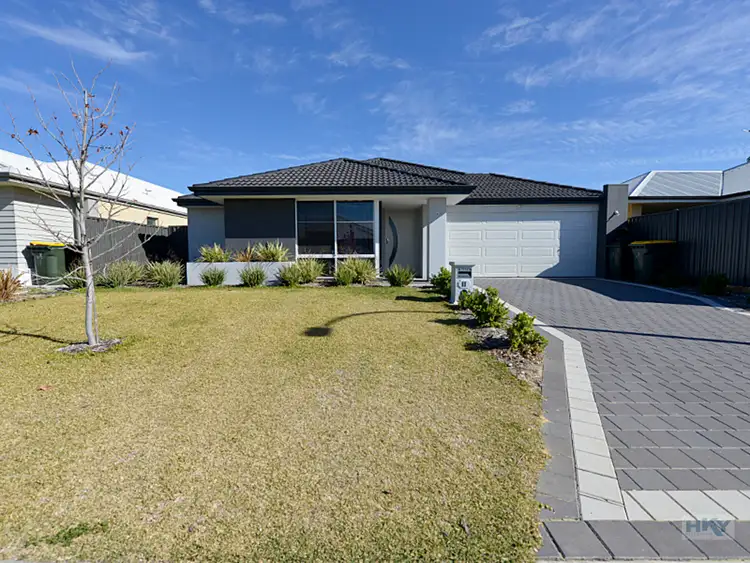 11 Magos Way, Aveley WA 6069