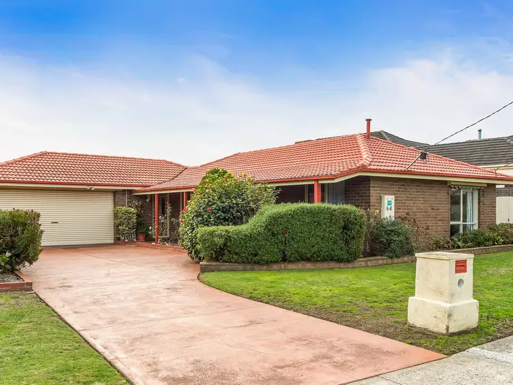 64 Mount Erin Cresent, Frankston South VIC 3199