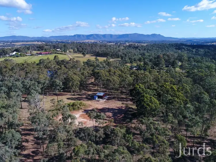 28A The Ballabourneen, Lovedale NSW 2325
