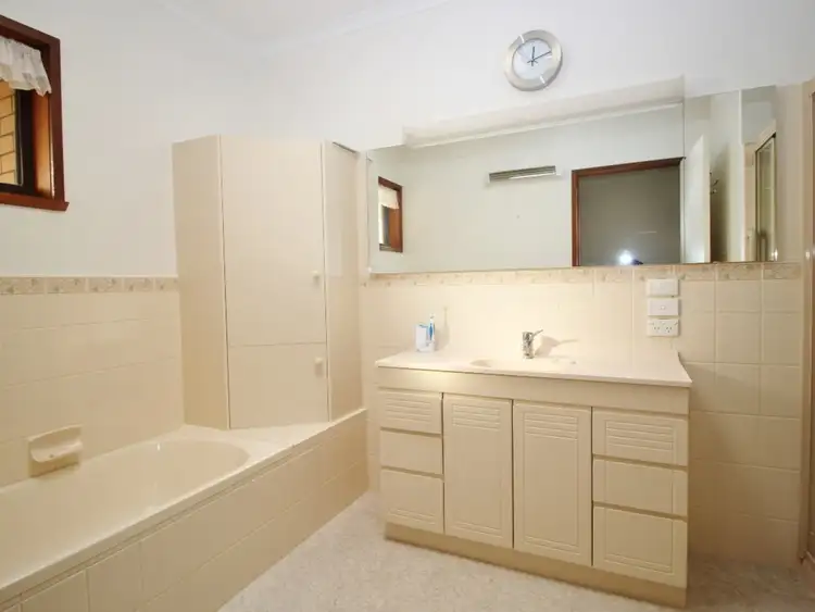 Sixth view of Homely house listing, 18 Willow Drive, Wangaratta VIC 3677