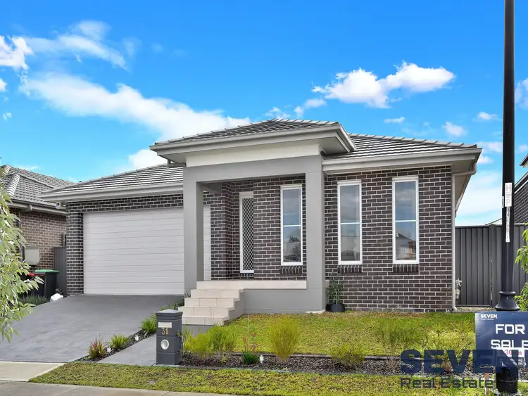31 Fleet Avenue, Jordan Springs NSW 2747