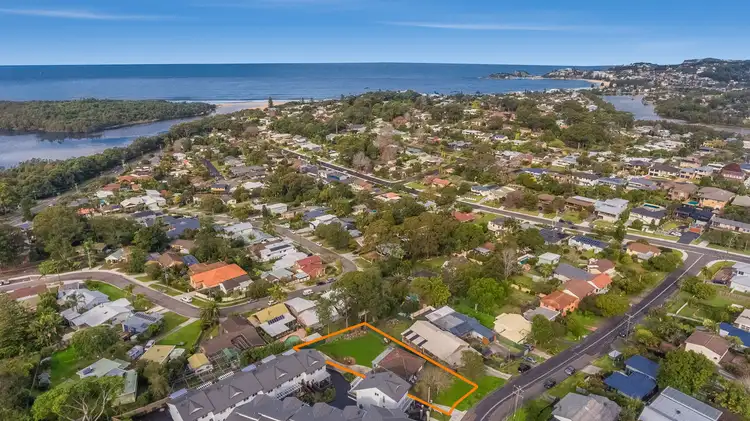 Third view of Homely house listing, 8 Ghersi Avenue, Wamberal NSW 2260