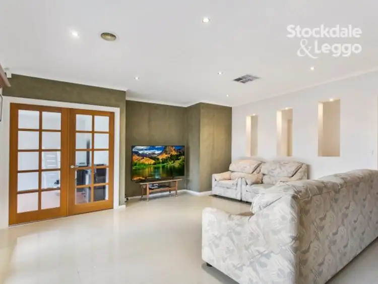 Fifth view of Homely house listing, 1 Kimberley Downs Court, Narre Warren South VIC 3805