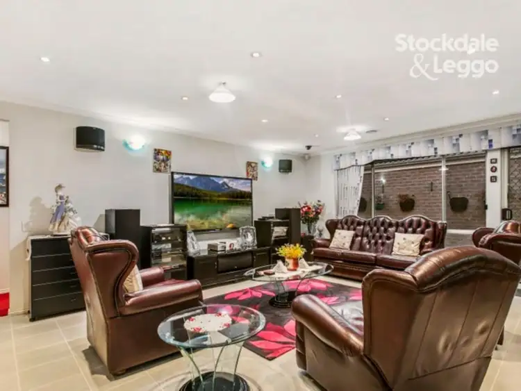 Fifth view of Homely house listing, 8 Kenton Walk, Narre Warren South VIC 3805