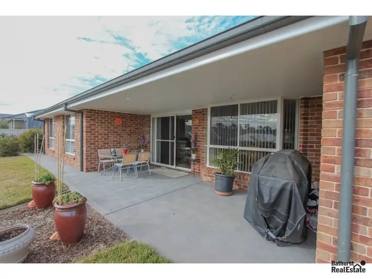 Fifth view of Homely house listing, 1 Wattle Close, Kelso NSW 2795