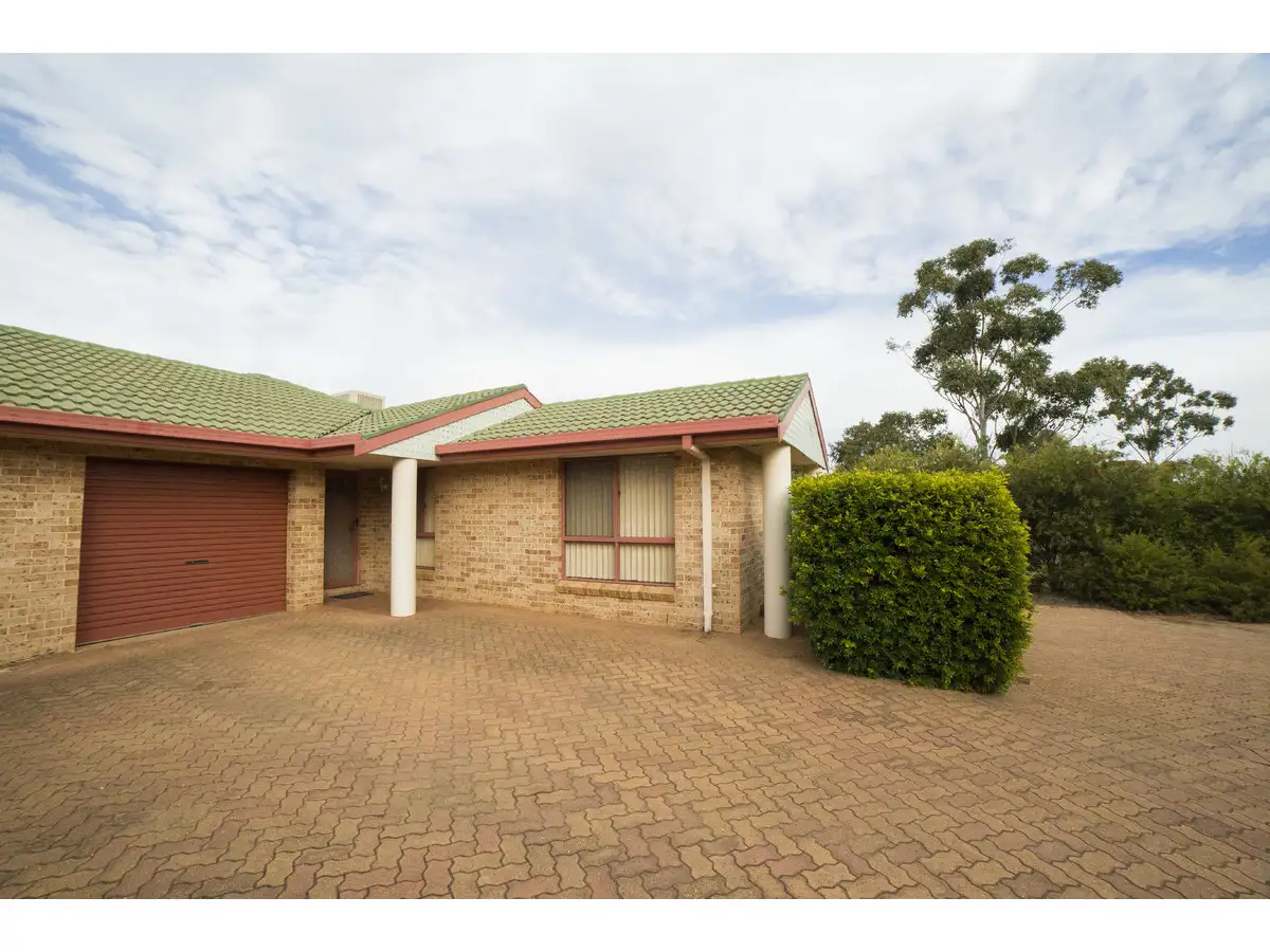 Main view of Homely semi-detached listing, 3/36 Windsor Parade, Dubbo NSW 2830