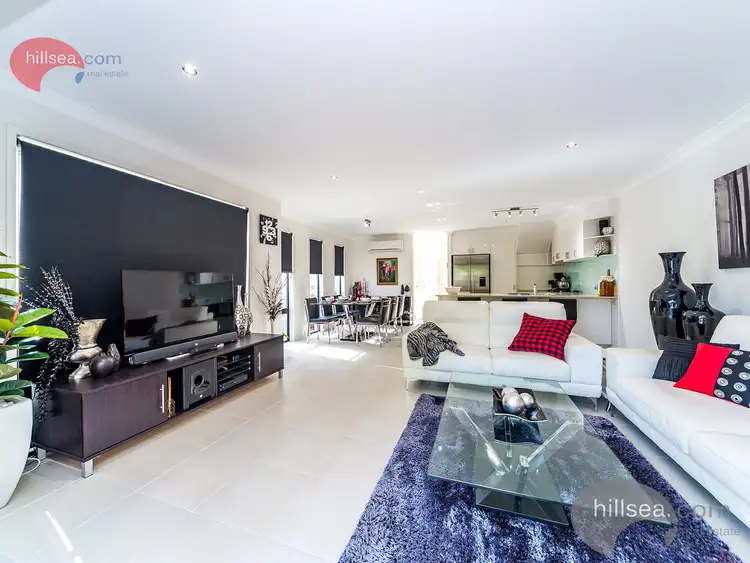 2/52 Billington Street, Labrador QLD 4215