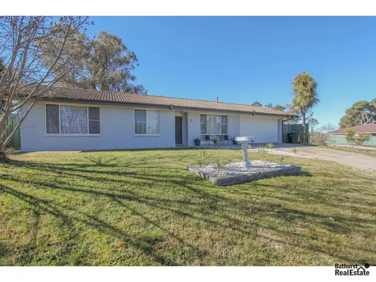 41 Miriyan Drive, Kelso NSW 2795