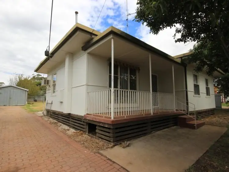 13 Melrose Avenue, Clare SA 5453