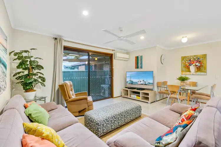 2/9 Botanical Drive, Labrador QLD 4215