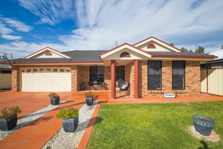 13 Hamilton Street, Abernethy NSW 2325