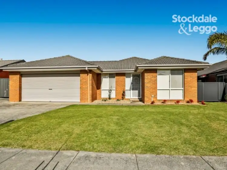 114 Strathaird Drive, Narre Warren South VIC 3805