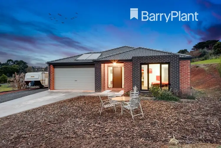 2 South Fork Court, Drouin VIC 3818