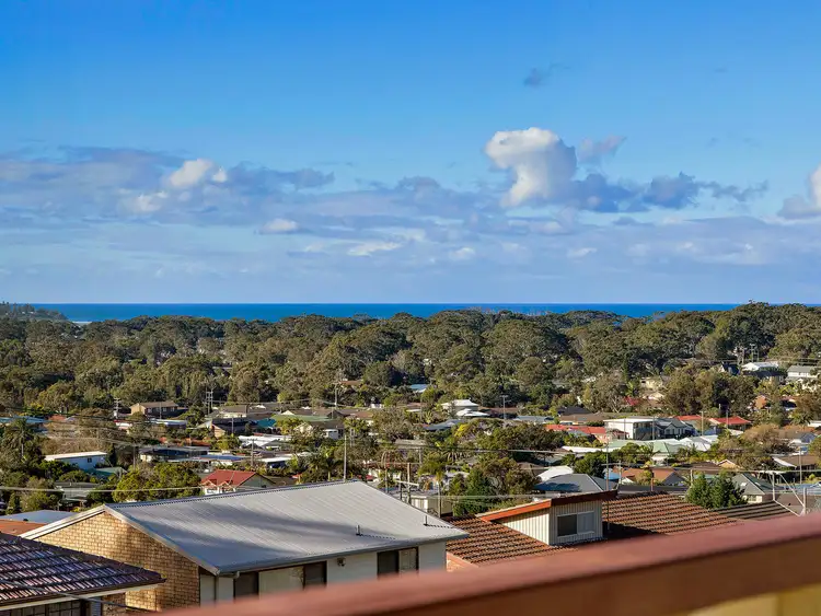Second view of Homely house listing, 10 Mermaid Drive, Bateau Bay NSW 2261