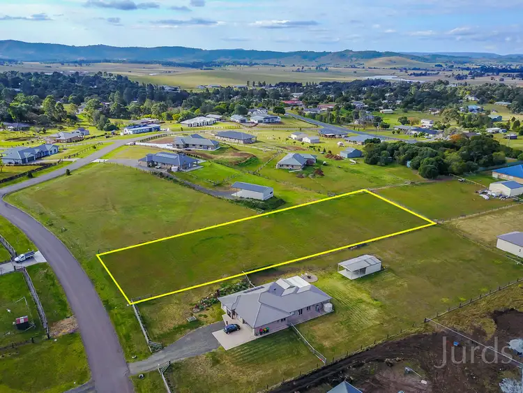 5 Carnival Close, Windella NSW 2320