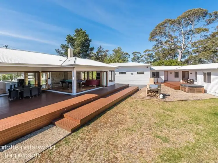 84 Tasman Highway, Orford TAS 7190