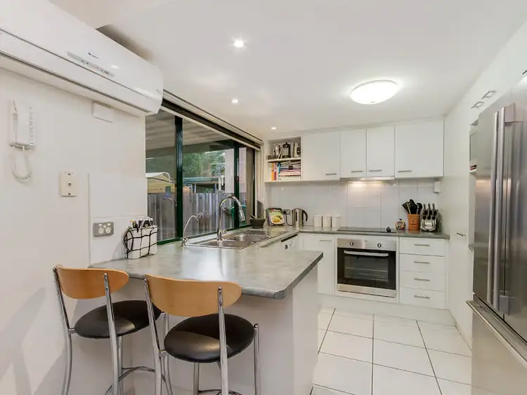 Fourth view of Homely townhouse listing, 8/156 Greenacre Drive, Arundel QLD 4214