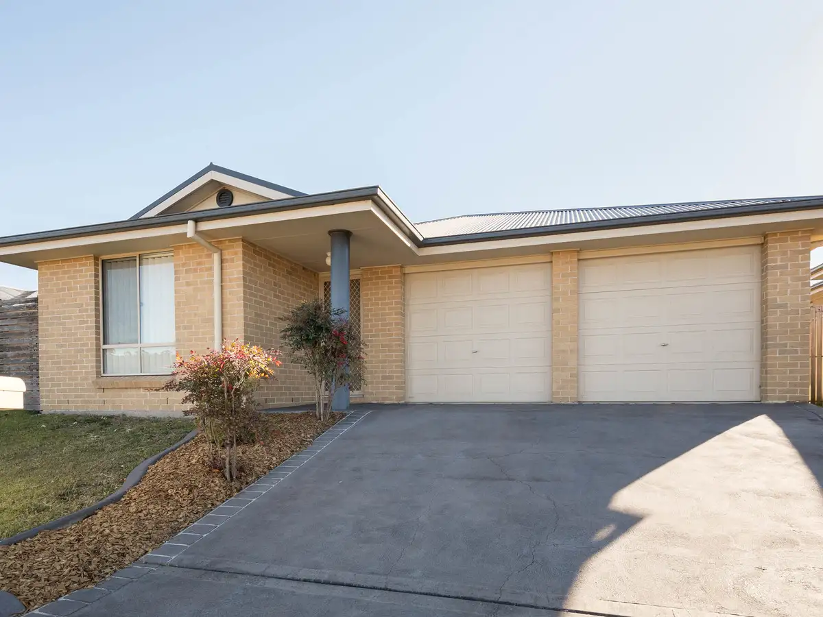 Main view of Homely semi-detached listing, 2/20 Conder Crescent, Metford NSW 2323