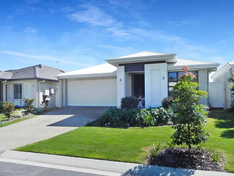 10 Severn Place, Pelican Waters QLD 4551