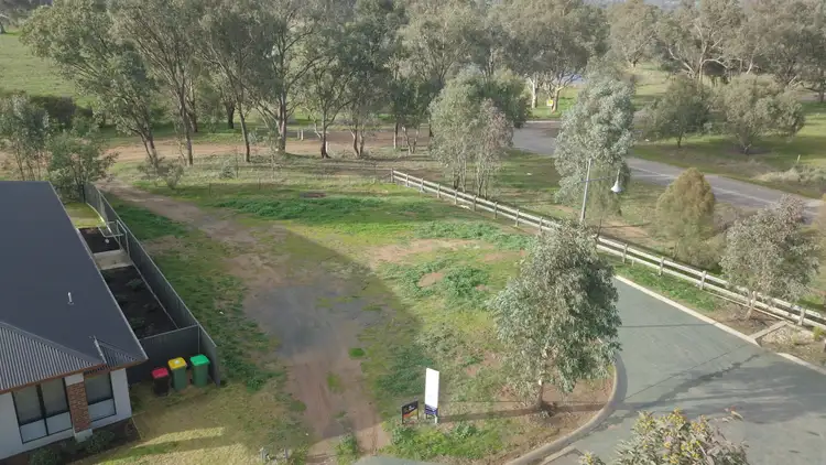 2 Barnett Avenue, Thurgoona NSW 2640