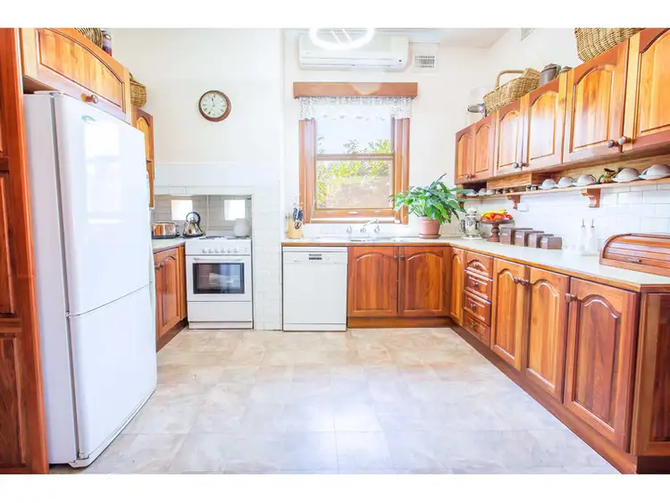 Sixth view of Homely house listing, 329 Vallombrosa Street, East Albury NSW 2640