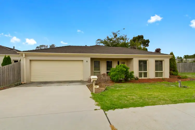 17 Milburn Court, Traralgon VIC 3844