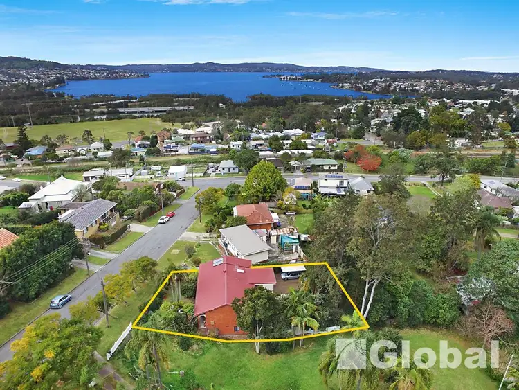 6 Rodgers Street, Teralba NSW 2284