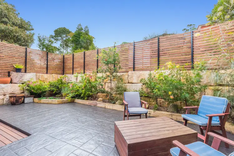 5 Adnamira Close, Wyoming NSW 2250