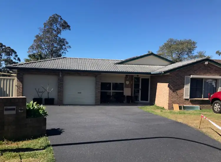 11 Settlers Ridge Close, Lisarow NSW 2250