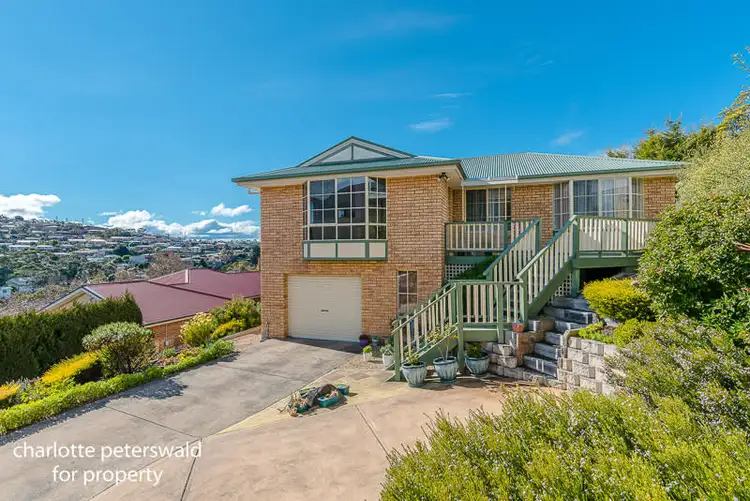 1 Lisa Court, Lenah Valley TAS 7008