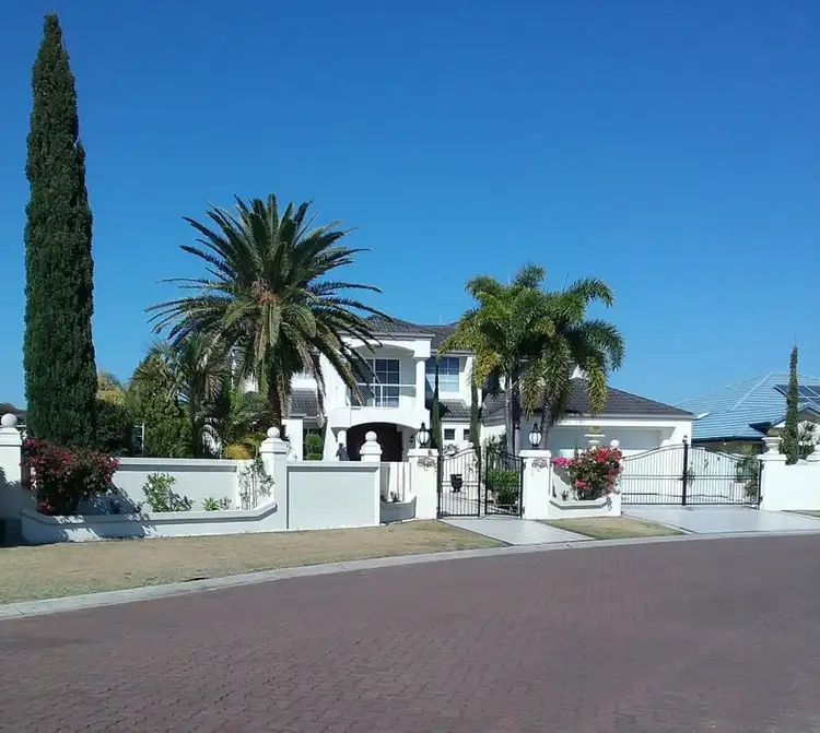 28 Island Parade, Banksia Beach QLD 4507