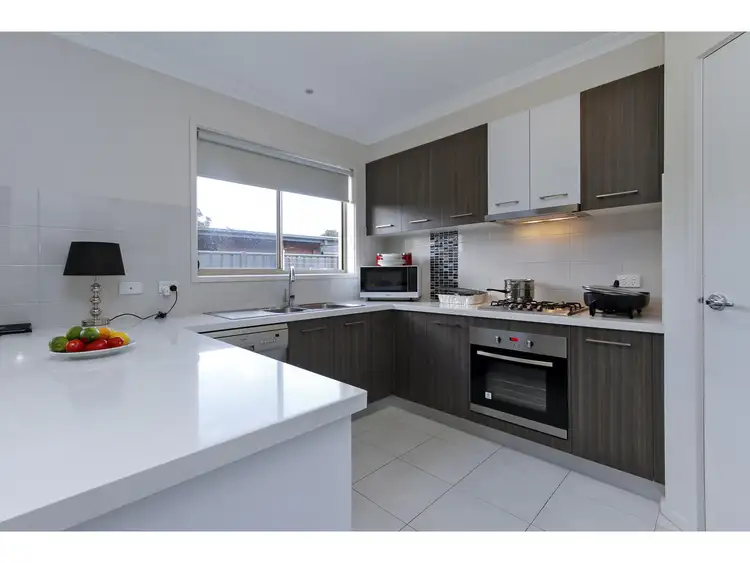 Fifth view of Homely townhouse listing, 2/400 York Street, Sale VIC 3850