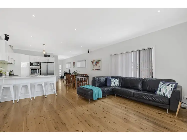 54 Georgina Avenue, Gorokan NSW 2263