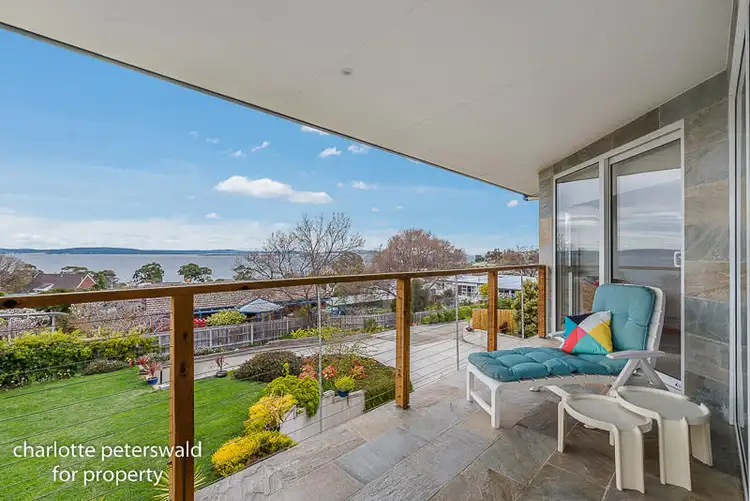 4/6a Norwood Avenue, Taroona TAS 7053