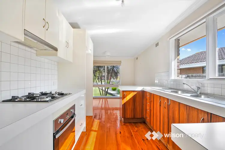Fifth view of Homely house listing, 10 Rangeview Drive, Traralgon VIC 3844