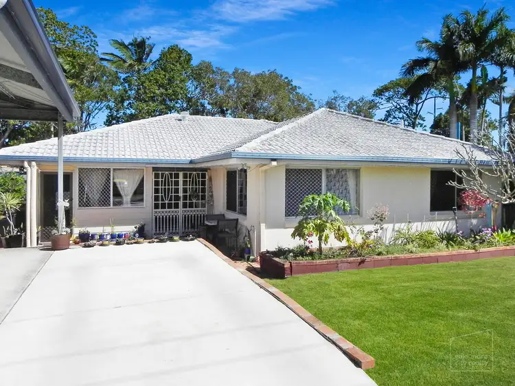 15 Glenray Avenue, Caloundra QLD 4551