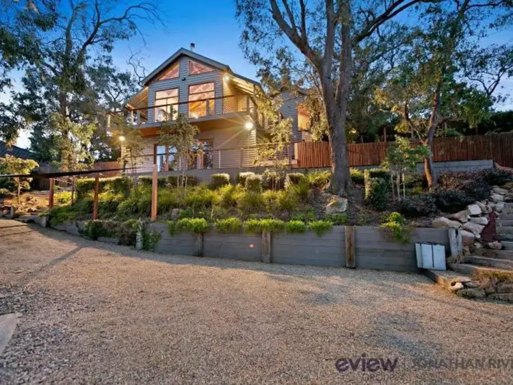 69 Eumeralla Grove, Mount Eliza VIC 3930