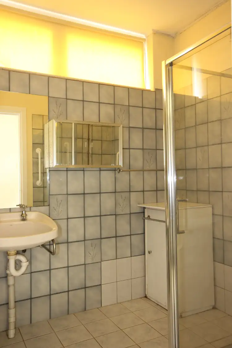 Seventh view of Homely house listing, 33 William Street, Clare SA 5453