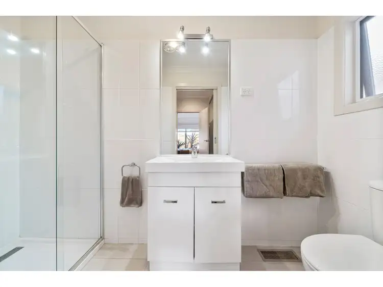 Sixth view of Homely house listing, 5 Summit Road, Frankston VIC 3199