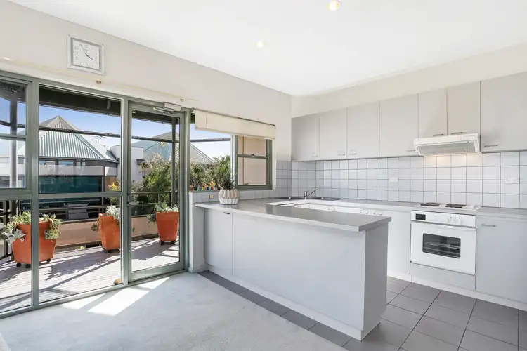 Fifth view of Homely unit listing, 14/3375 Point Nepean Road, Sorrento VIC 3943