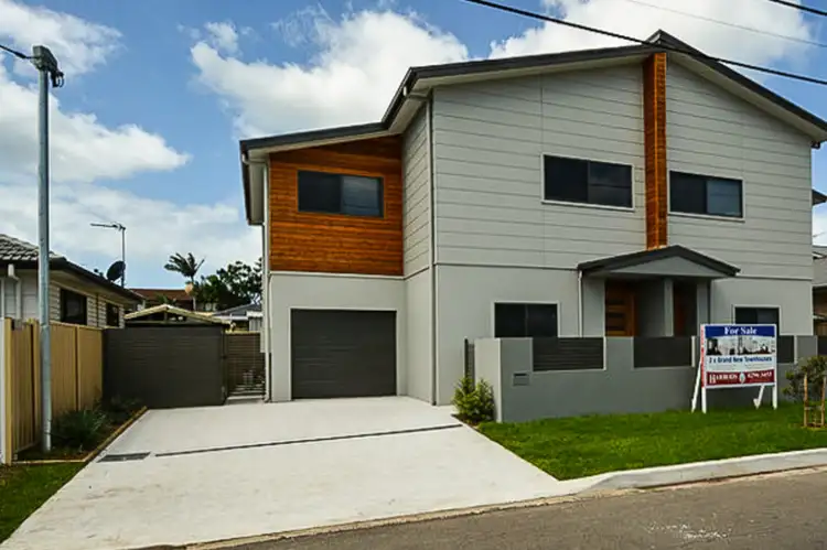 Main view of Homely townhouse listing, 1/3a King Street, Lake Illawarra NSW 2528