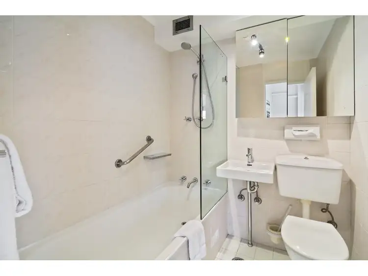 Sixth view of Homely apartment listing, 1/2a Henry Lawson Avenue, Mcmahons Point NSW 2060